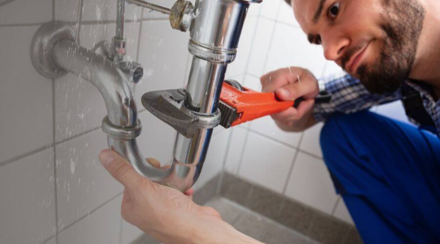 Professional tankless water heater installation in Devils Elbow, MO